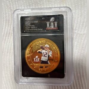 New England Patriots Super Bowl LI Commemorative Coin 2016 featuring Tom Brady